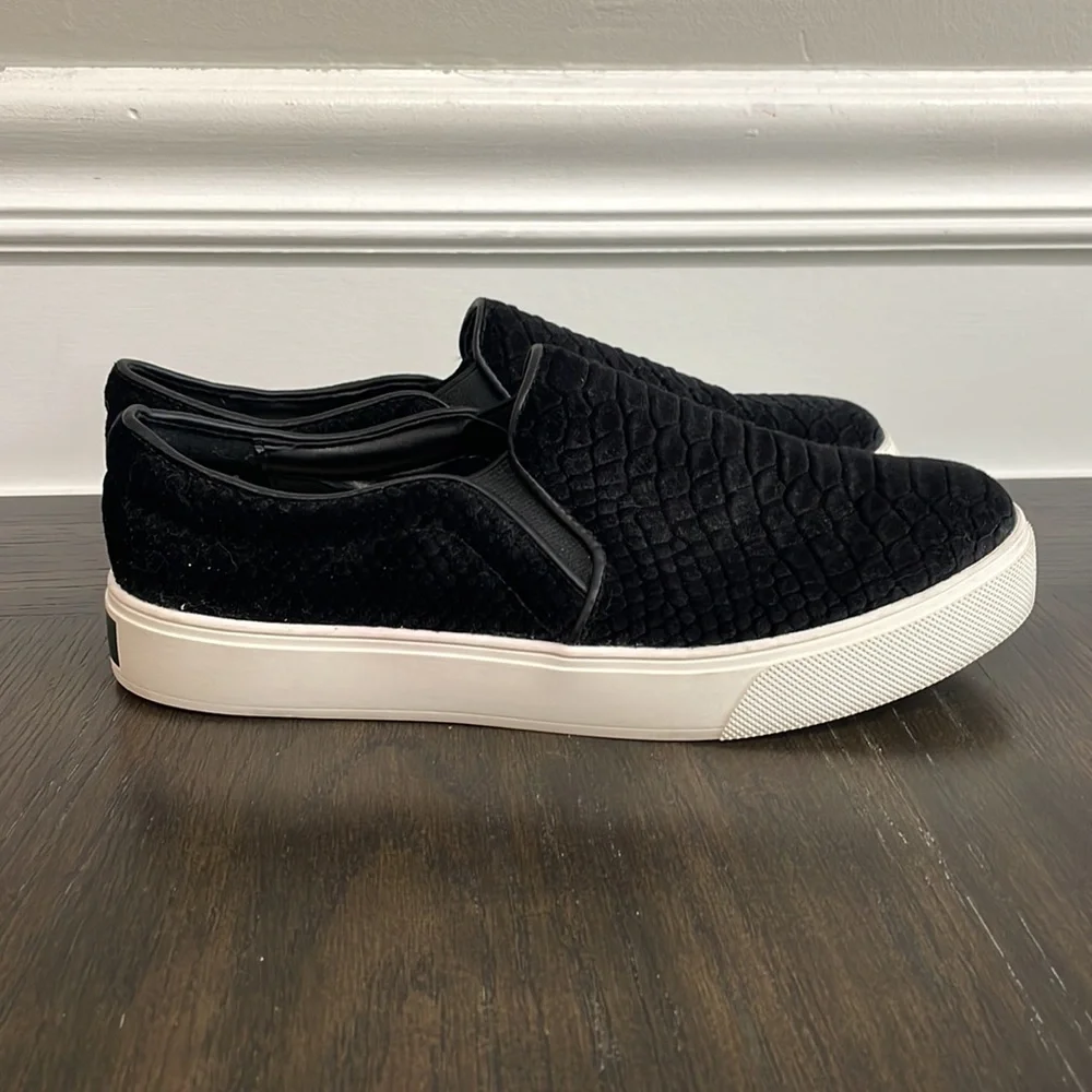 Aldo Faux velvet snakeskin sneaker - Picture 1 of 7